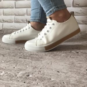 Trampki biało szampańskie